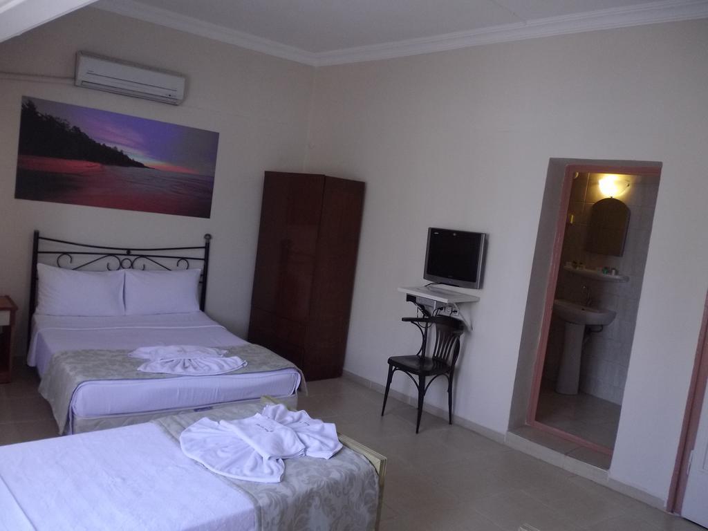 Caylan Hotel Izmir Exterior photo